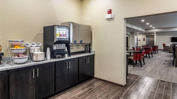 Comfort Suites Brunswick Restaurant