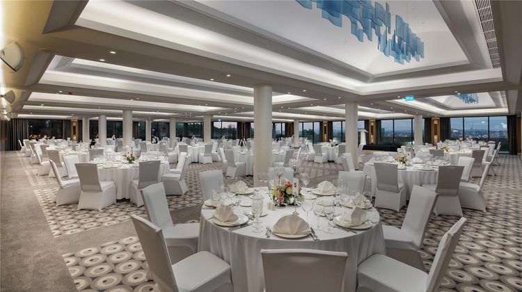 Hilton Istanbul Maslak Restaurant