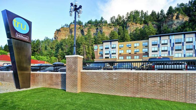 Tru by Hilton Deadwood Exterior. Images powered by <a href="https://iceportal.shijigroup.com" target="_blank" rel="noopener">Ice Portal</a>.