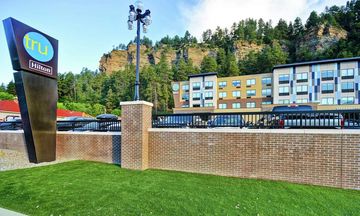Tru by Hilton Deadwood