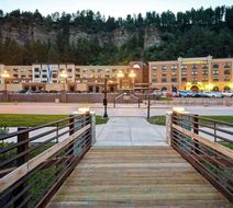 Tru by Hilton Deadwood Exterior