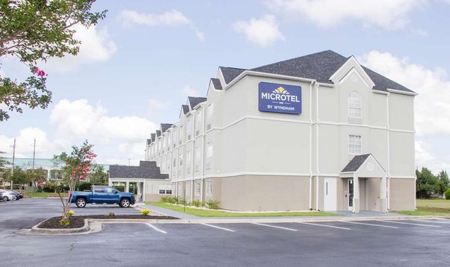 Microtel Inn & Suites by Wyndham Exterior