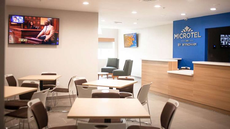 Microtel Inn & Suites by Wyndham Lobby