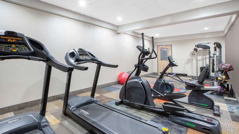 <b>Baymont Inn & Suites Grand Rapids Health</b>. Images powered by <a href="https://iceportal.shijigroup.com/" title="IcePortal" target="_blank">IcePortal</a>.