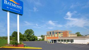 Baymont Inn & Suites Grand Rapids