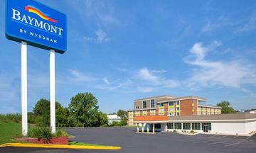 Baymont Inn & Suites Grand Rapids