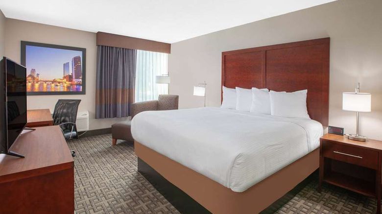 <b>Baymont Inn & Suites Grand Rapids Suite</b>. Images powered by <a href="https://iceportal.shijigroup.com/" title="IcePortal" target="_blank">IcePortal</a>.