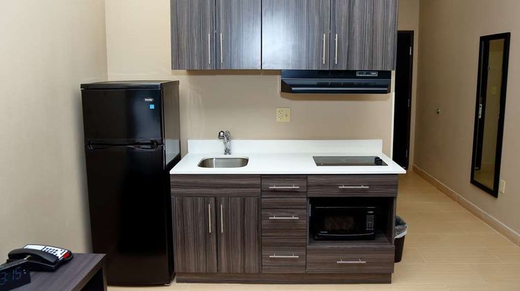 Americas Best Value Inn/Sts Prairieville Room