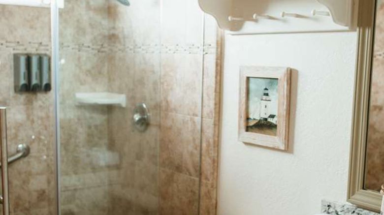 <b>Sea Otter Inn Room</b>. Images powered by <a href="https://iceportal.shijigroup.com/" title="IcePortal" target="_blank">IcePortal</a>.