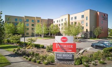 Best Western Premier at Fisher's Landing