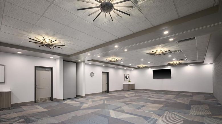 <b>Best Western Premier at Fisher's Landing Meeting</b>. Images powered by <a href="https://iceportal.shijigroup.com/" title="IcePortal" target="_blank">IcePortal</a>.