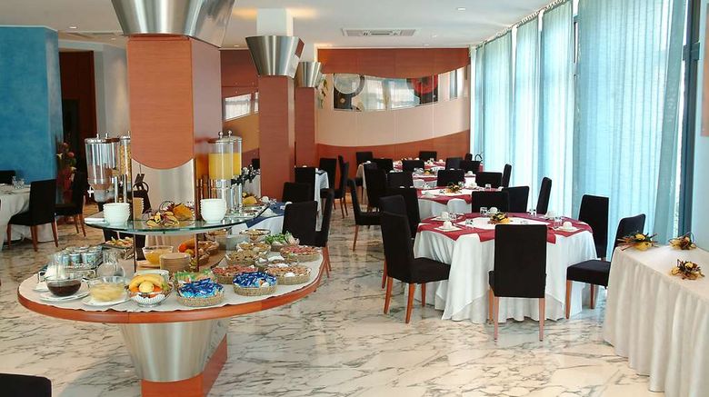 <b>Best Western Hotel Nettuno Restaurant</b>. Images powered by <a href="https://iceportal.shijigroup.com/" title="IcePortal" target="_blank">IcePortal</a>.