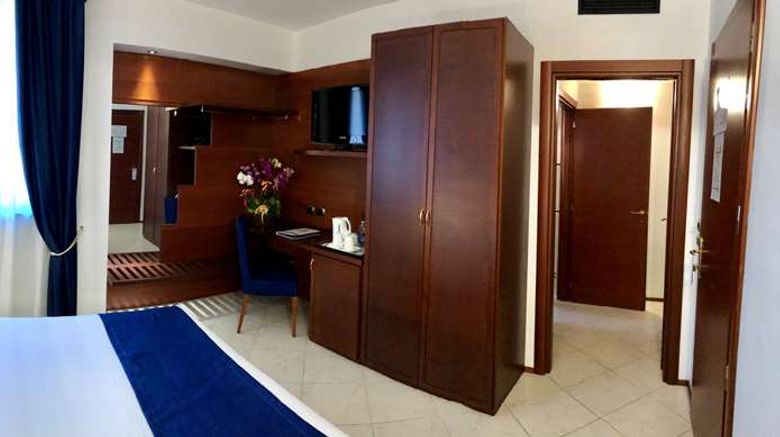 <b>Best Western Hotel Nettuno Room</b>. Images powered by <a href="https://iceportal.shijigroup.com/" title="IcePortal" target="_blank">IcePortal</a>.