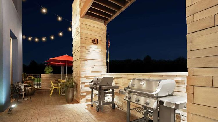 Home2 Suites by Hilton Columbia Harbison Exterior