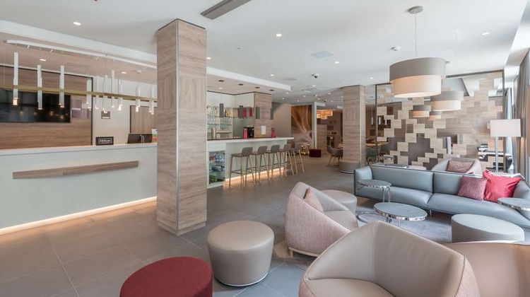Hampton by Hilton City Centre East Lobby