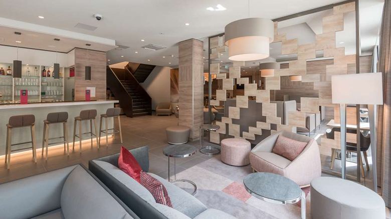 <b>Hampton by Hilton City Centre East Lobby</b>. Images powered by <a href="https://iceportal.shijigroup.com/" title="IcePortal" target="_blank">IcePortal</a>.