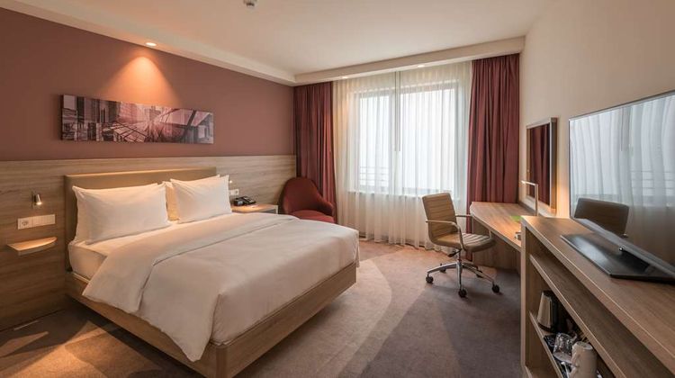 Hampton by Hilton City Centre East Room