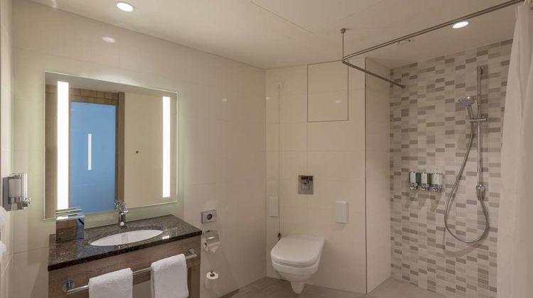 Hampton by Hilton City Centre East Room