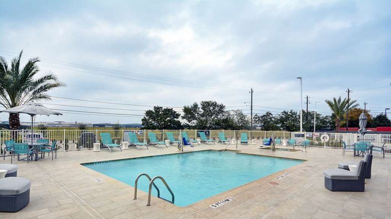 <b>Hilton Garden Inn Houston Hobby Airport Pool</b>. Images powered by <a href="https://iceportal.shijigroup.com/" title="IcePortal" target="_blank">IcePortal</a>.