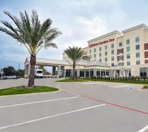 Hilton Garden Inn Houston Hobby Airport Exterior