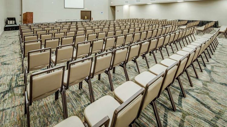 DoubleTree by Hilton Huntington Meeting