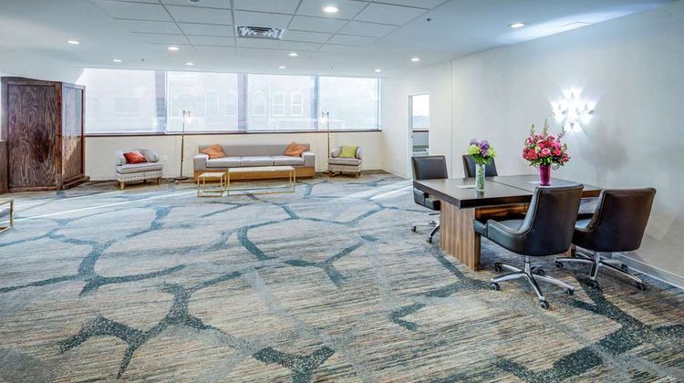 DoubleTree by Hilton Huntington Meeting