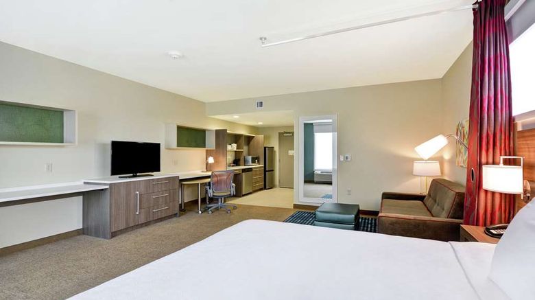 <b>Home2 Suites Plymouth/Minneapolis Room</b>. Images powered by <a href="https://iceportal.shijigroup.com/" title="IcePortal" target="_blank">IcePortal</a>.