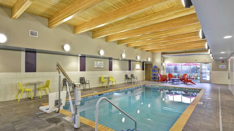 <b>Home2 Suites Plymouth/Minneapolis Pool</b>. Images powered by <a href="https://iceportal.shijigroup.com/" title="IcePortal" target="_blank">IcePortal</a>.