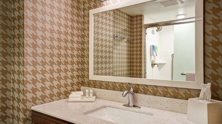Home2 Suites by Hilton Gilbert Room