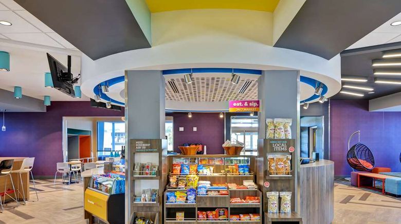 <b>Tru by Hilton Syracuse North Airport Restaurant</b>. Images powered by <a href="https://iceportal.shijigroup.com/" title="IcePortal" target="_blank">IcePortal</a>.