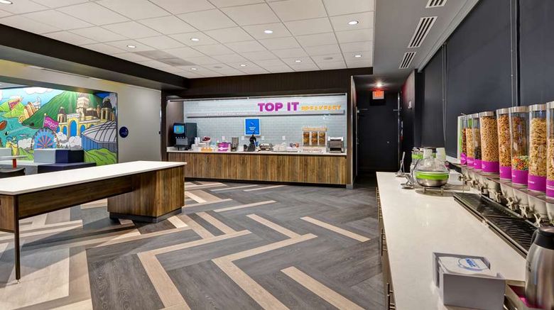 <b>Tru by Hilton Syracuse North Airport Restaurant</b>. Images powered by <a href="https://iceportal.shijigroup.com/" title="IcePortal" target="_blank">IcePortal</a>.