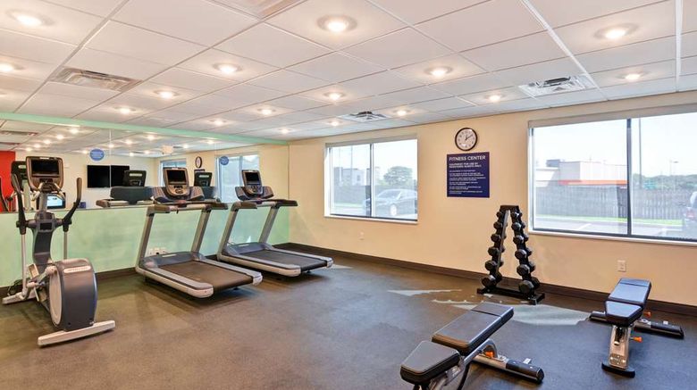 <b>Tru by Hilton Syracuse North Airport Health</b>. Images powered by <a href="https://iceportal.shijigroup.com/" title="IcePortal" target="_blank">IcePortal</a>.
