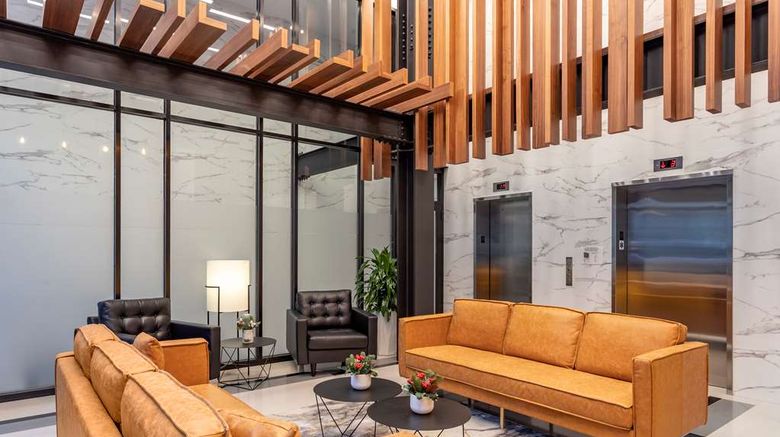 <b>Best Western Plus Soho Hotel Lobby</b>. Images powered by <a href="https://iceportal.shijigroup.com/" title="IcePortal" target="_blank">IcePortal</a>.