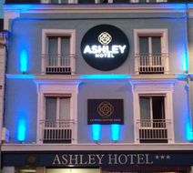 Hotel Ashley Exterior