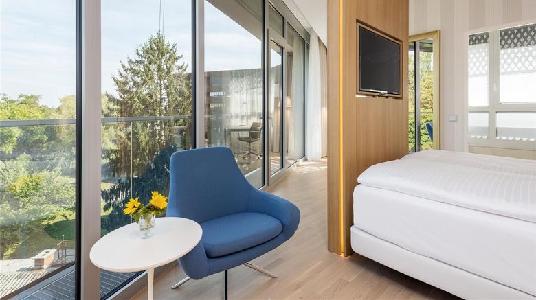 <b>NH Graz City Room</b>. Images powered by <a href="https://iceportal.shijigroup.com/" title="IcePortal" target="_blank">IcePortal</a>.