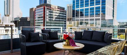 The Melbourne Hotel Exterior