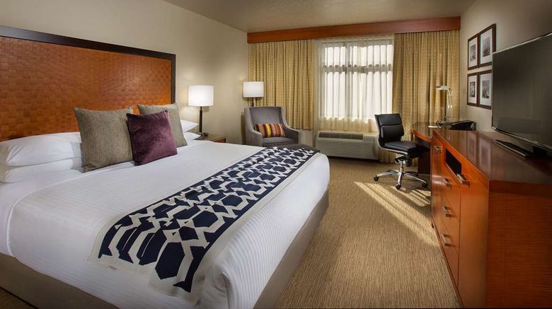 <b>The Paramount Hotel, Seattle Room</b>. Images powered by <a href="https://iceportal.shijigroup.com/" title="IcePortal" target="_blank">IcePortal</a>.