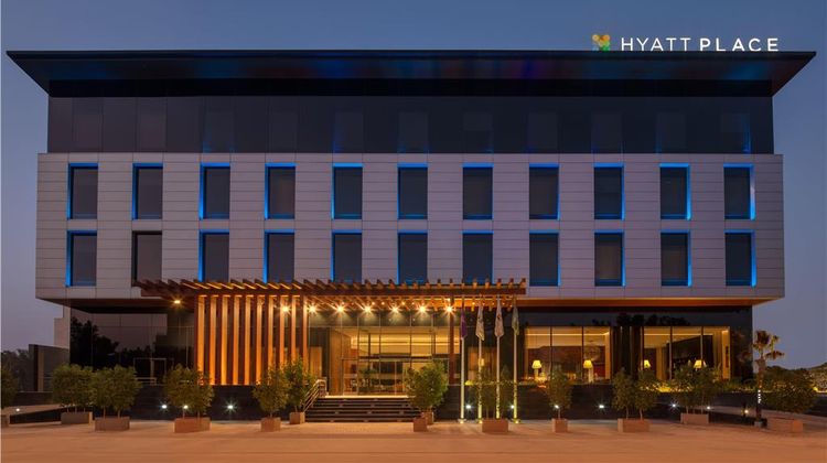 Hyatt Place Riyadh Al Sulaimania Exterior