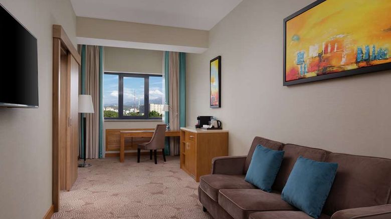 <b>DoubleTree by Hilton Almaty Room</b>. Images powered by <a href="https://iceportal.shijigroup.com/" title="IcePortal" target="_blank">IcePortal</a>.