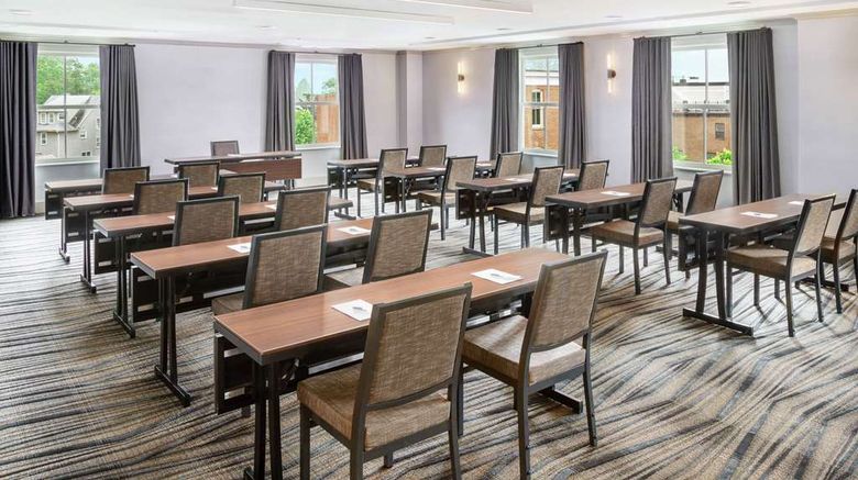 <b>Hilton Garden Inn Annapolis Downtown Meeting</b>. Images powered by <a href="https://iceportal.shijigroup.com/" title="IcePortal" target="_blank">IcePortal</a>.