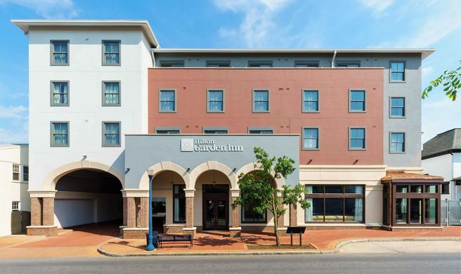Hilton Garden Inn Annapolis Downtown Exterior