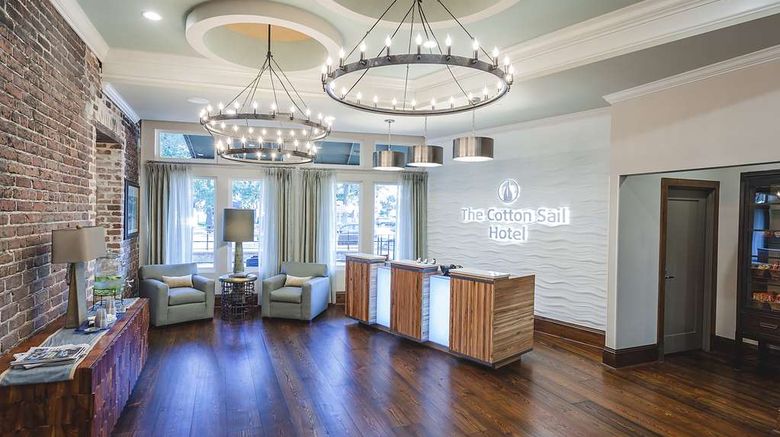 <b>Cotton Sail Hotel, Tapestry Collection Lobby</b>. Images powered by <a href="https://iceportal.shijigroup.com/" title="IcePortal" target="_blank">IcePortal</a>.