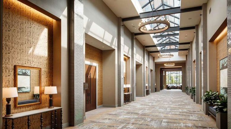 <b>Embassy Suites South Bend at Notre Dame Meeting</b>. Images powered by <a href="https://iceportal.shijigroup.com/" title="IcePortal" target="_blank">IcePortal</a>.