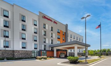 Hampton Inn Bayview Campus