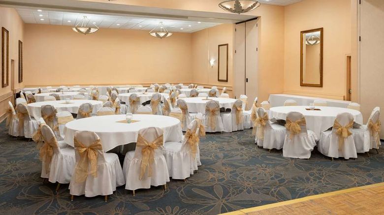 <b>Ramada Tucson Ballroom</b>. Images powered by <a href="https://iceportal.shijigroup.com/" title="IcePortal" target="_blank">IcePortal</a>.