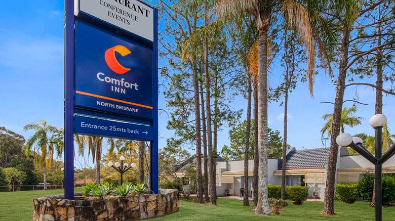 <b>Comfort Inn North Brisbane Exterior</b>. Images powered by <a href="https://iceportal.shijigroup.com/" title="IcePortal" target="_blank">IcePortal</a>.