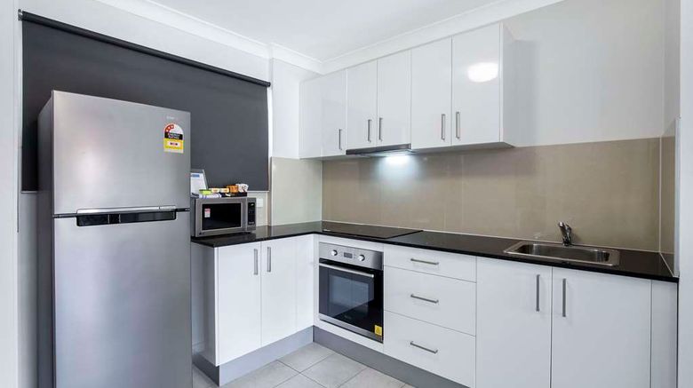 <b>Comfort Inn North Brisbane Room</b>. Images powered by <a href="https://iceportal.shijigroup.com/" title="IcePortal" target="_blank">IcePortal</a>.