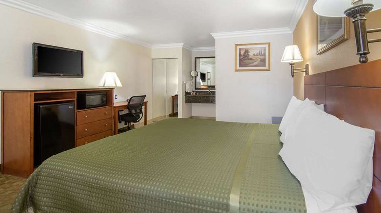 <b>Rodeway Inn Adelanto Room</b>. Images powered by <a href="https://iceportal.shijigroup.com/" title="IcePortal" target="_blank">IcePortal</a>.