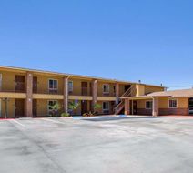 Rodeway Inn Adelanto Exterior