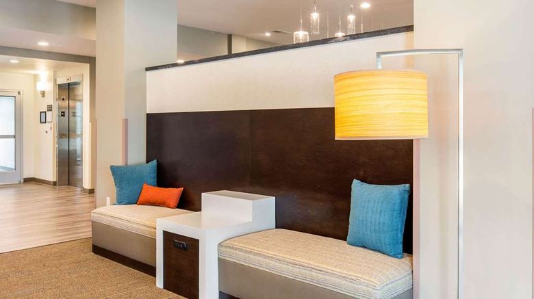 <b>Sleep Inn & Suites, South Jacksonville Lobby</b>. Images powered by <a href="https://iceportal.shijigroup.com/" title="IcePortal" target="_blank">IcePortal</a>.